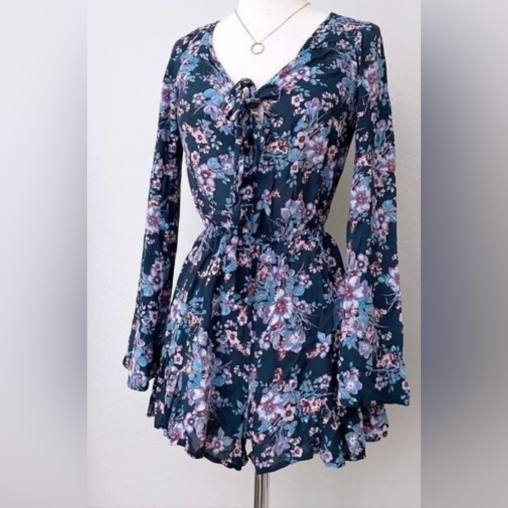 Xhilaration Navy Floral Long Sleeve Dress